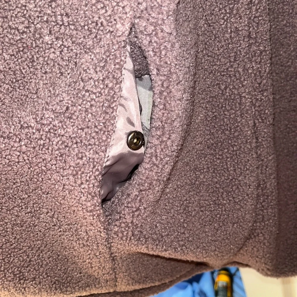 Mo-KA By Santa Fe Apparel Hooded Reversible Puffer Vest - Picture 3 of 12